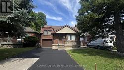 102 DALEWOOD AVENUE  Hamilton, ON L8S 1Z2