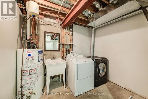 208 Featherstone Crescent, Kitchener, ON 