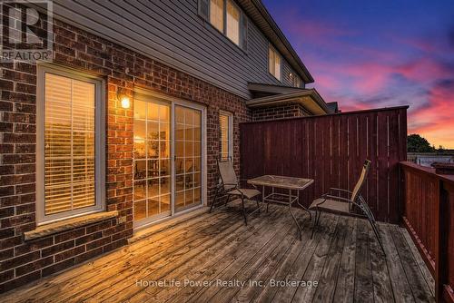 208 Featherstone Crescent, Kitchener, ON 