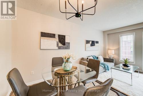 208 Featherstone Crescent, Kitchener, ON 