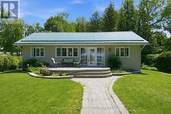 15 LAKESHORE ROAD Brock (Beaverton), ON L0K 1A0