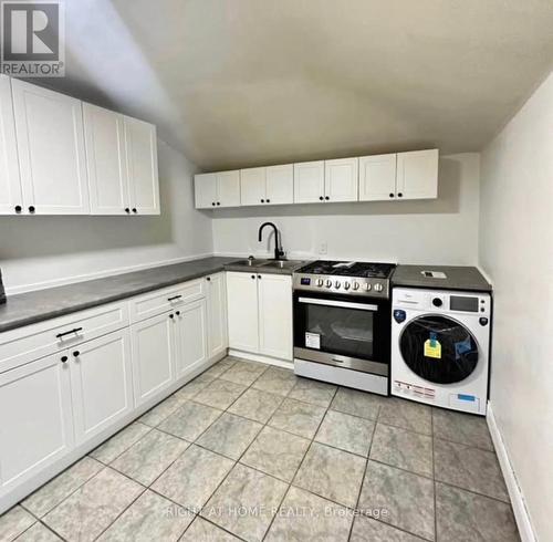 216 John Street N, Hamilton, ON - Indoor