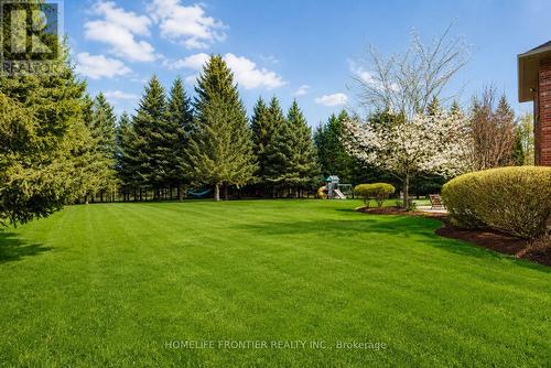 17 Bridle Path, Puslinch, ON 