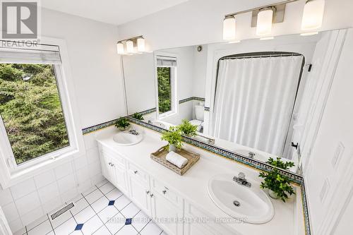 17 Bridle Path, Puslinch, ON 