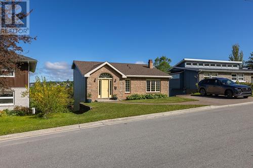 41 Raymond Heights  Corner Brook, NL A2H 2S2