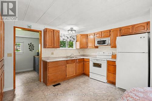 10 Saddle Avenue, Rideau Lakes, ON 