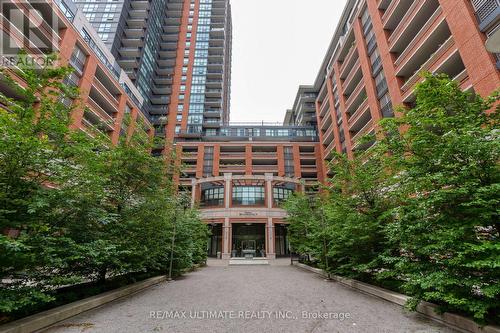 308 - 830 LAWRENCE AVENUE W  Toronto, ON M6A 0B6