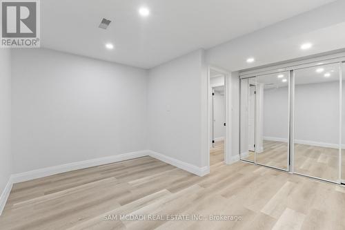 1521 Roseway Drive, Mississauga, ON 
