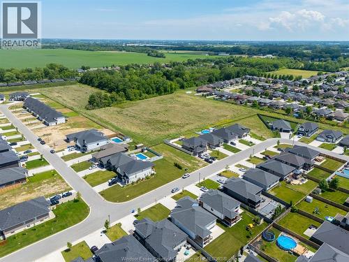 122 Davis, Amherstburg, ON 