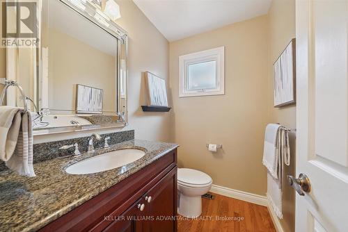 Main floor powder room - 72 Bonacres Avenue, Toronto, ON 