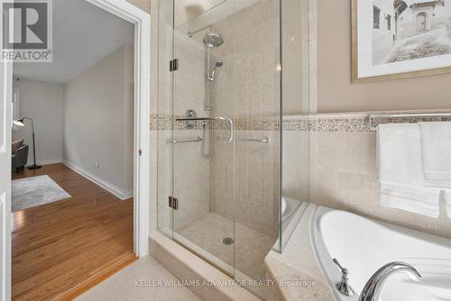 Freestanding shower - 72 Bonacres Avenue, Toronto, ON 