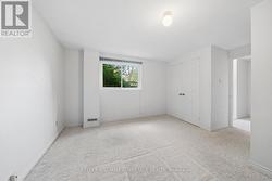6th bedroom or office with double closet - 
