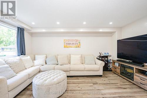36 Marcy Crescent, Cambridge, ON 