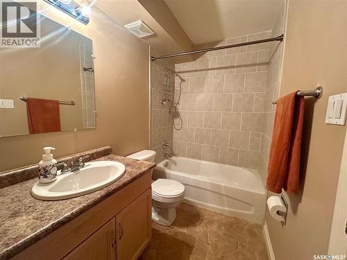 13 1811 8Th Avenue N, Regina, SK 