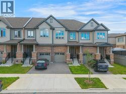 8 ROYWOOD Street Kitchener, ON N2R 0S5
