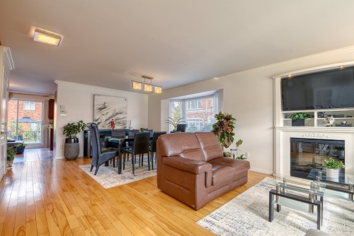 Living Room - 22 Tsse Monet, Pointe-Claire, QC 