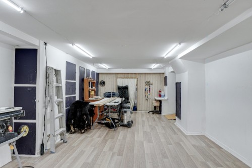 Atelier - 47 Rue Leber, Repentigny (Repentigny), QC 