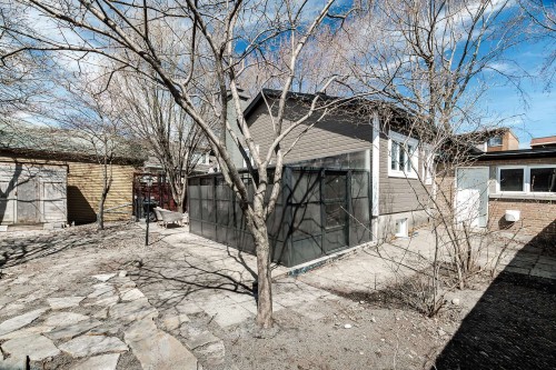 Face arrière - 36 Av. Dubé, Montréal-Est, QC 