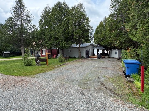 1042 Ch. des Feuilles  Rouyn-Noranda, QC J0Z 2X0