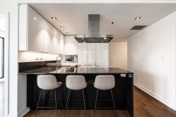 729-738 Rue St-Paul O.  Montréal (Ville-Marie), QC H3C 0N5