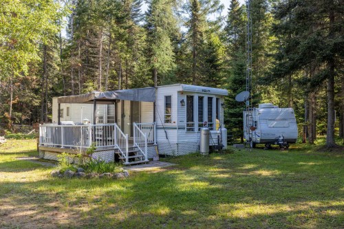 30 Ch. Lavoie  Saint-Michel-Des-Saints, QC J0K 3B0