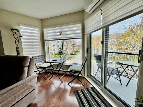 Living Room - 303-5250 Rue Riviera, Montréal (Pierrefonds-Roxboro), QC 