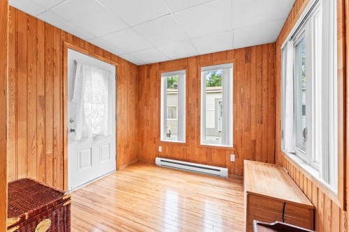 Boudoir - 55-1495 Mtée Masson, Laval (Duvernay), QC 