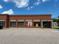 501 Rue St-Pierre  Drummondville, QC J2C 3S7