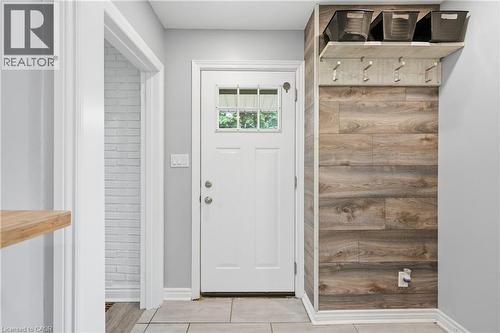 160 East 36Th Street, Hamilton, ON 