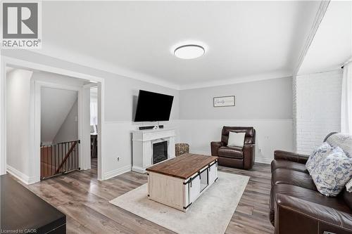 160 East 36Th Street, Hamilton, ON 