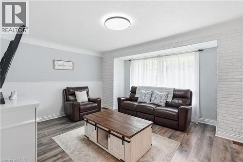 160 East 36Th Street, Hamilton, ON 