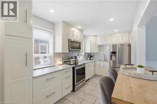 160 East 36Th Street, Hamilton, ON 