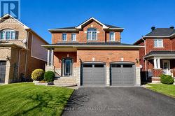 24 CONNAUGHT LANE Barrie, ON L4M 0A6
