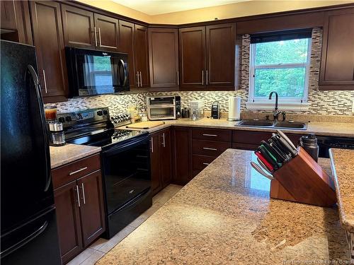 551 Dover Rd, Dieppe, NB 