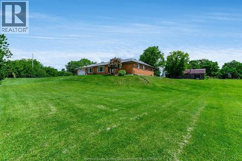 1235 Gesto Sideroad, Essex, ON 
