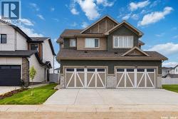 212 Myles Heidt LANE  Saskatoon, SK S7W 1J1