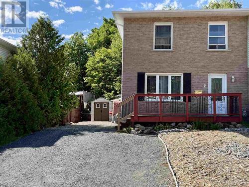 8 Feltz RD  Elliot Lake, ON P5A 3P9