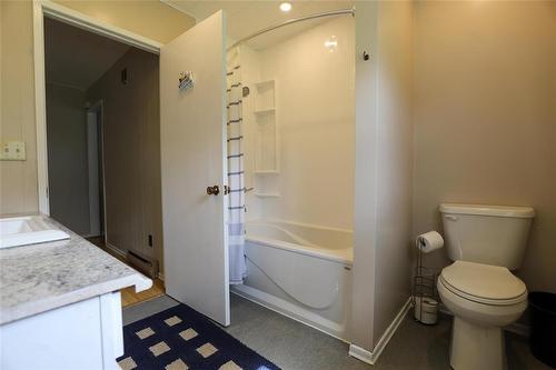54101 Davis Point Road, St Martin, MB 