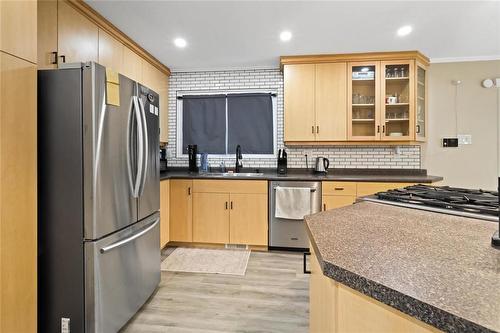 6 Deer Ridge Road, Brandon, MB 