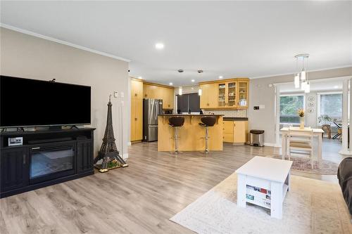 6 Deer Ridge Road, Brandon, MB 