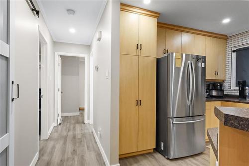 6 Deer Ridge Road, Brandon, MB 