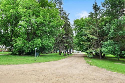 Entrance to the home - 6 Deer Ridge Road, Brandon, MB 