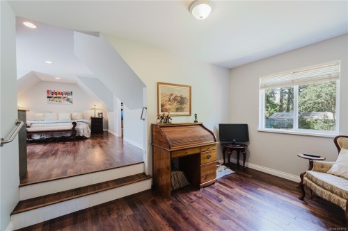 2925 Marshall Rd, Qualicum Beach, BC 