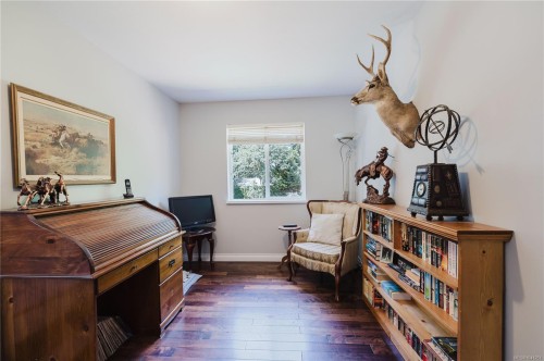 2925 Marshall Rd, Qualicum Beach, BC 