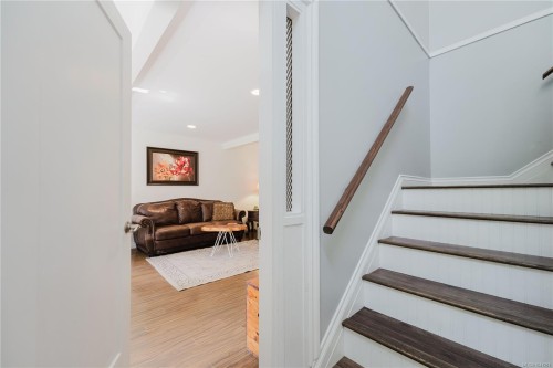 2925 Marshall Rd, Qualicum Beach, BC 