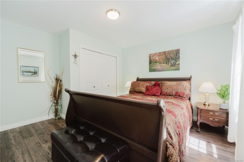 2925 Marshall Rd, Qualicum Beach, BC 