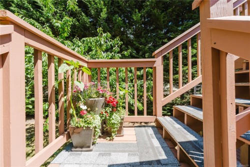 2925 Marshall Rd, Qualicum Beach, BC 