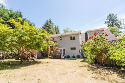 2925 Marshall Rd, Qualicum Beach, BC 
