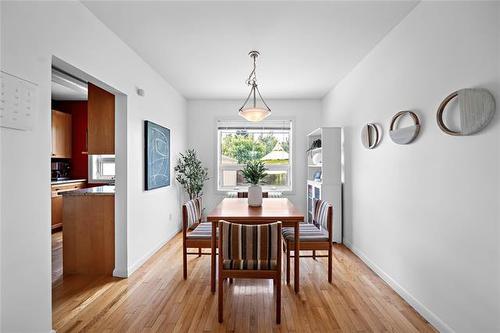 800 Spruce St, Winnipeg, MB 