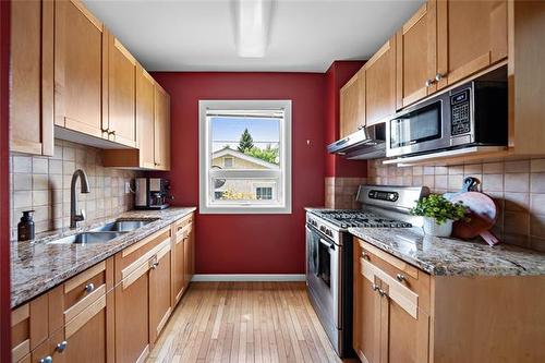 800 Spruce St, Winnipeg, MB 